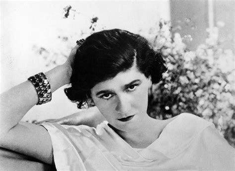 l'histoire vrai de coco chanel|Coco Chanel wikipedia.